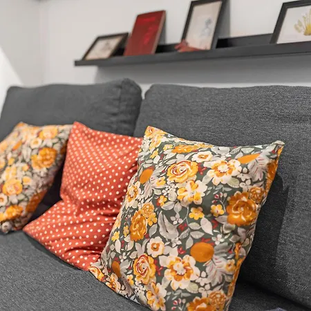 Cosy Centre *